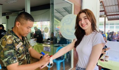 ฮือฮา!นางฟ้าจำแลงร่วมสร้างสีสันการเกณฑ์ทหารอ.บ้านเขว้าคึกคัก