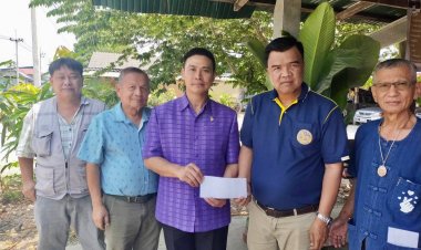 "นายอำเภอตั้ม" ท่าสองยาง  ร่วมบริจาคเงินหนุนศึกมวยการกุศล