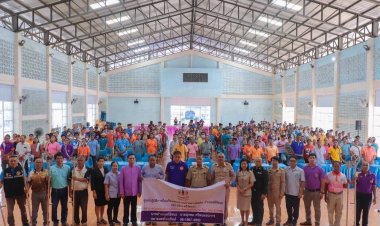 นายอำเภอศรีรัตนะ เปิดการฝึกอบรมป้องกันและแก้ไขปัญหายาเสพติด