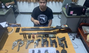 ค้นบ้านหนุ่มวัยเบญจเพศ ซุกซ่อนอาวุธสงคราม กระสุน ระเบิดอื้อ