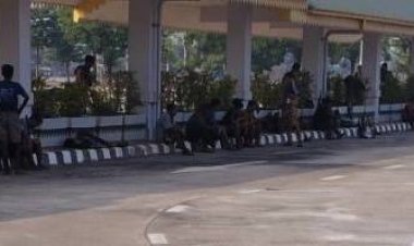 ทหารเมียนมากว่า 200 นายแตกทัพประชิดชายแดนแม่สอด