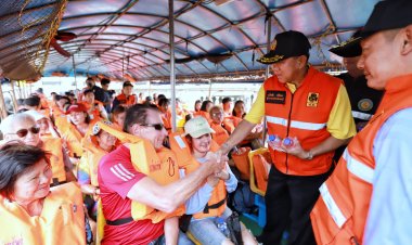 ผู้ว่าฯชลบุรีลงพื้นที่เยี่ยมจุดบริการประชาชนและอำนวยความสะดวกนักท่องเที่ยวช่วงเทศกาลสงกรานต์