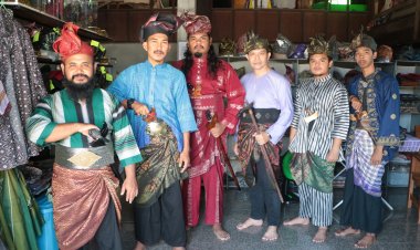 Baju Melayu สืบทอดเอกลักษณ์การแต่งกายชาวมุสลิม 3 จังหวัดชายแดนใต้