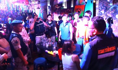 ผู้ว่าฯพิจิตรสั่งปิดสถานบริการเบิร์ดบาร์5ปีเหตุปล่อยปะละเลยให้เด็กอายุต่ำกว่า20ปีเข้าใช้บริการมีเหตุวิวาทเป็นข่าวฉาว