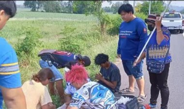 ร้อนจัดน้ำแข็งขายดีคนขับรถรีบส่งลูกค้าพุ่งชนเสาไฟฟ้าหวิดดับ