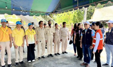 เลขาคปภ.ลงพื้นที่ตรวจเยี่ยมจุดบริการประชาชนช่วงเทศกาลสงกรานต์ที่นครปฐม