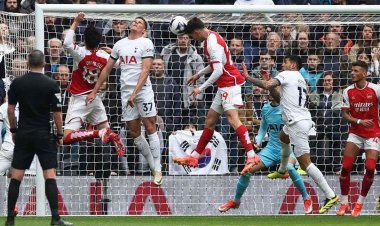 ลอนดอนดาร์บี้แมตช์!ปืนใหญ่ บุกจิก ไก่ คาเล้า 3-2  ยึดจ่าฝูงพรีเมียร์ลีกต่อ