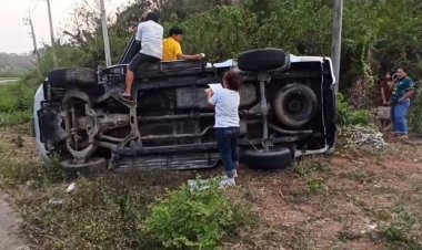 เชื่อหลวงงปู่หลิวคุ้มชีวิตแม่ลูกหลานรถประสบอุบัติเหตุโค้งหลายศพ