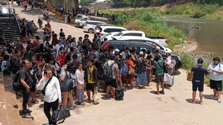 สู้รบดุเดือดติดชายแดน ทัพเมียนมาใช้มิก-29 ทิ้งบอมบ์ ทะลักหนีตายเข้าไทย