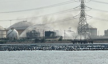 ไฟไหม้แท็งก์น้ำมัน มาบตาพุด ควบคุมได้แล้ว ตาย 1 เจ็บ 4