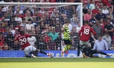 อาร์เซนอล บุกเชือด แมนฯยูไนเต็ด 1-0 คืนจ่าฝูงพรีเมียร์ ลีก หนี แมนฯซิตี้ 1 แต้ม