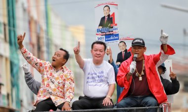 'เสี่ยเหน่ง รังสิต-เดชา' ลุยหาเสียง ย้ำถึงเวลาต้องเปลี่ยน เปลี่ยนเพื่อคนปทุมธานี ชู 'ลุงชาญ'นั่งนายก อบจ.ปทุมธานี