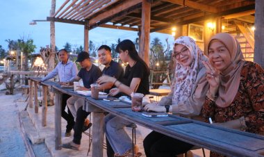 Idyllic House café ชมวิวหลักล้าน อาหารหลักร้อย ริมทะเลบ้านทอนนราธิวาส