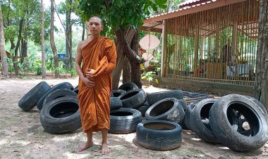 ยางรถเก่าอย่าทิ้ง!ญาติโยมนำไปถวายสำนักปฏิบัติธรรมแสงสวางเจริญธรรมได้บุญ