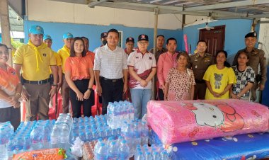 กต.ตร.สภ.หนองบัวแดงลงพื้นที่ให้กำลังใจและมอบสิ่งของเหยื่อไฟไหม้