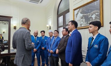 นักศึกษา ม.เกริก เข้ารับโอวาท มท.3 ก่อนบินฝึกปฏิบัติงานฮัจย์ ปีนี้ รุ่นที่ 2 พร้อมวิจัยพัฒนาฮัจย์