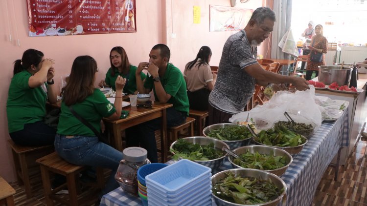 อร่อยคุ้ม กินพุงกาง หลุยส์ขนมจีน บุพเฟ่ต์ 69 บาท @ นราธิวาส ไม่อิ่มไม่กลับ ไม่จำกัดเวลา