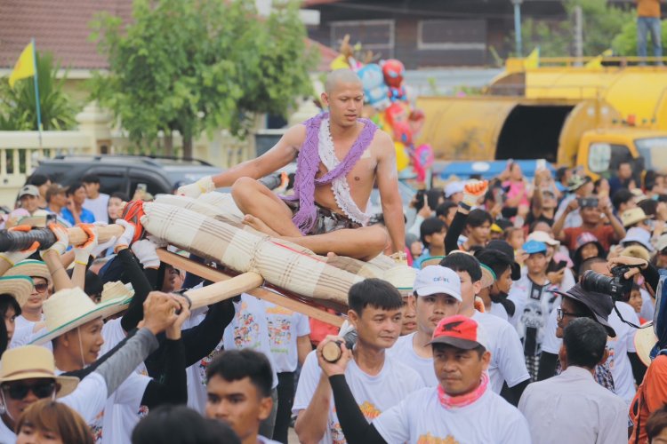 แห่นาคโหด!หนึ่งเดียวในโลก งานบุญใหญ่พลังแห่งศรัทธานับหมื่นร่วมอนุโมทนา