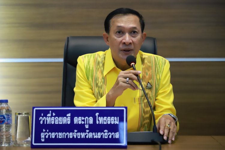 พ่อเมืองนราธิวาสทบทวนช่วยเหลือเหยื่อน้ำท่วมใหม่หลังไม่มีรายชื่อ