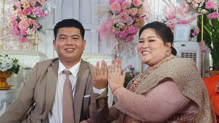หนุ่มรักจริง หอบทอง 120 บ. "เท่าน้ำหนักเจ้าสาว"เป็นสินสอดงานหมั้น