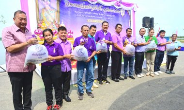 อบจ.พิจิตรปล่อยพันธุ์ปลา เฉลิมพระเกียรติพระบรมราชินี มอบพันธุ์ปลาให้ราษฎรปล่อยลงแหล่งน้ำสาธารณะและบึงสีไฟ 2 ล้านตัว