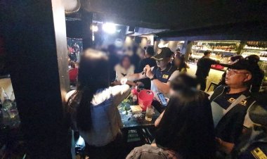 ตำรวจบุกทลายผับเถื่อน ติดมหาวิทยาลัยดังย่านรังสิต ปทุมธานี