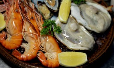 สายกิน มีเฮ! เทศกาล “ดวล”อาหาร  “ซีฟู้ดชาวประมง”VS“ซีฟู้ดภัตตาคาร