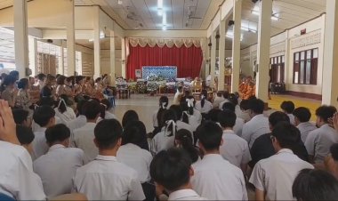 ญาติ เพื่อน-ครู สุดเศร้า!เด็กชายม.6 พลัดตกอาคารเรียนดับ บำเพ็ญกุศลศพวันแรก