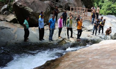 ผู้ว่าฯ นราธิวาส ลงตรวจสถานที่ประกอบพิธีพลีกรรมตักน้ำศักดิ์สิทธิ์ 2 แห่งที่อ.แว้ง
