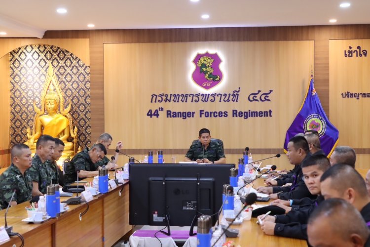 รองมทภ.4 ตรวจเยี่ยมกำลังพลนราธิวาสกำชับไม่ประมาท