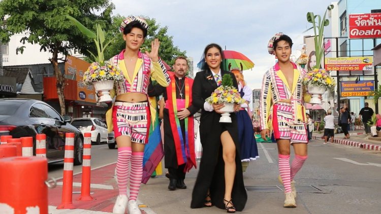 ขอนแก่น ตั้งชม “LGBTQ+”ระดมทุกเพศสภาพดึงทุกศักยภาพร่วมกันช่วยเหลือสังคม