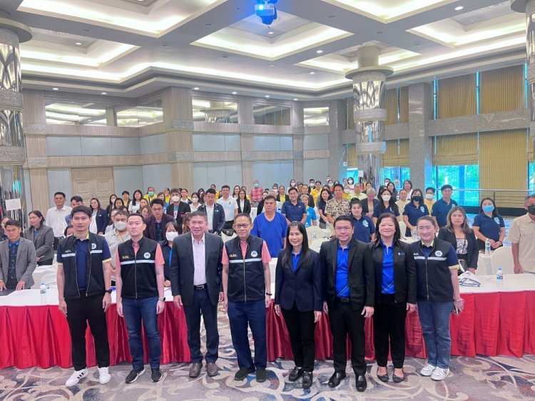 บรรยายความรู้เกี่ยวกับบทบาท หน้าที่ และภารกิจของกองทุนฯ ให้แก่ตัวแทน–นายหน้าประกันภัย
