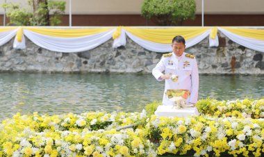 ชลบุรี ประกอบพิธีพลีกรรมตักน้ำศักดิ์สิทธิ์ วัดเขาบางทราย