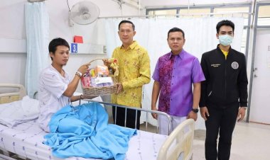 ผู้ว่าฯ นราธิวาส รุดเยี่ยมให้กำลังใจผู้ทีได้รับผลกระทบจากไฟใต้