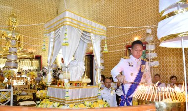 ชลบุรีพร้อมใจประกอบพิธีเสกน้ำพระพุทธมนต์ศักดิ์สิทธิ์ ณ พระอุโบสถวัดเขาบางทราย