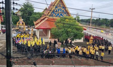 สีสันแห่เทียนพรรษา –ผ้าอาบน้ำฝนในหมู่นักเรียน- นักศึกษาปราจีนบุรีเริ่มคึกคักกันแล้ว