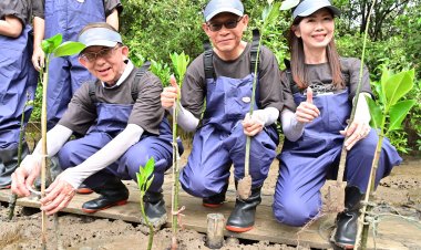 กองทุนประกันชีวิตร่วมกิจกรรมปลูกป่าชายเลนเนื่องในวันประกันชีวิตแห่งชาติ ครั้งที่ 23
