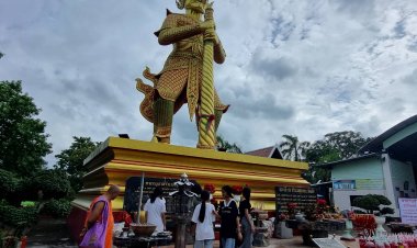 หยุดยาวก่อนกลับทำงาน นทท.แห่ขอพร-โชคลาภ "ท้าวเวชสุวรรณ"2 วัดดังเมืองปราจีนบุรี