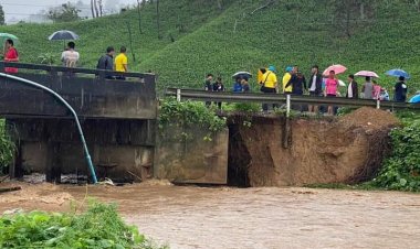 ฝนถล่มท่าสองยางสะพานขาด "รองสวนิต"เร่งประสานแขวงทางหลวง ซ่อมแซมด่วน