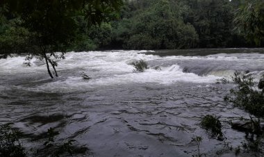 เขาใหญ่สั่งปิด 3 น้ำตกฝั่งปราจีนบุรีหลังฝนตกหนักติดต่อกันหลายวัน