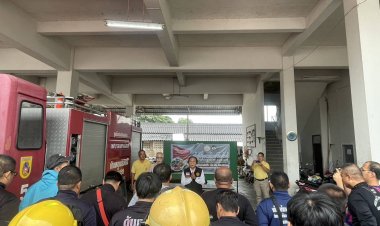 "นายกเสริฐ"  ปล่อยแถว จนท.ลงพื้นที่ปฏิบัติการ “ช่วยเหลือกันหลังน้ำท่วม”