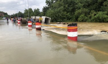 ทล.3388 สายบ้านโป่ง – บ่อไร่ อ.บ่อสมิงน้ำท่วมยังไม่ผ่านไม่ได้