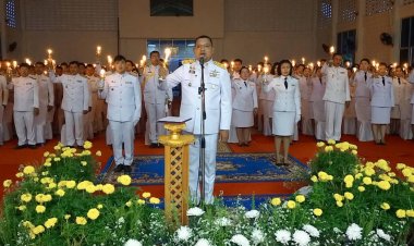 ชาวโพธิ์ศรีสุวรรณพร้อมใจจุดธูปเทียนมหามงคลเฉลิมพระเกียติในหลวง