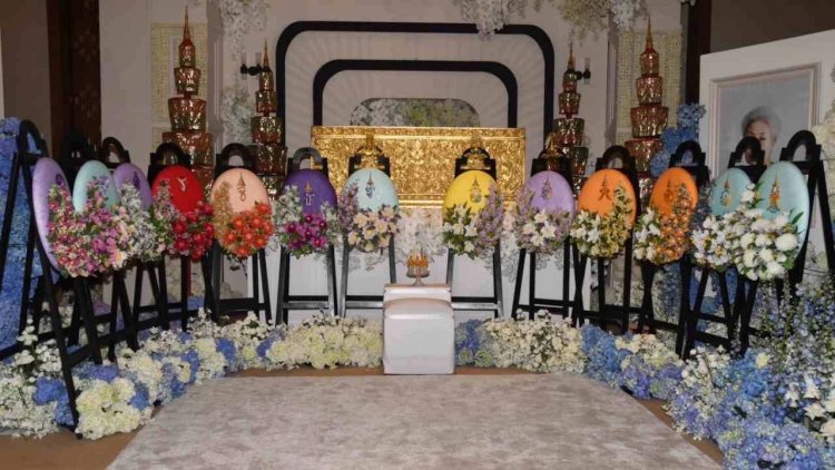 โปรดเกล้าฯ พระราชทานน้ำหลวงอาบศพ คุณแม่ชดช้อย ทวีสิน มารดานายกรัฐมนตรี