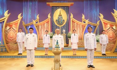 เลขาธิการ คปภ. นำคณะผู้บริหาร สำนักงาน คปภ. บันทึกเทปถวายพระพรชัยมงคลสมเด็จพระพันปีหลวง