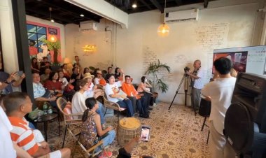 ด้อมส้มเชียงใหม่ไม่หวั่น "ก้าวไกล"โดนยุบ ตั้งพรรคใหม่ ยิ่งใหญ่กว่าเดิม