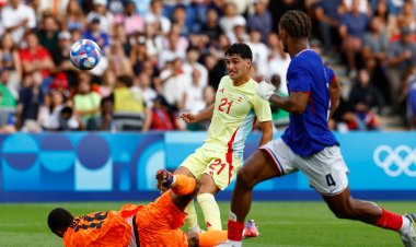 "กระทิงดุ" ขวิด "ตราไก่"ซิวเหรียญทองฟุตบอลชายโอลิมปิก 2024