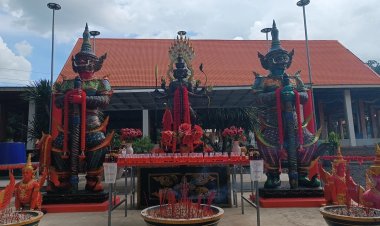 คลื่นศรัทธาแห่กราบ "ท้าวมหาพรหมเวสสุวรรณโณ"ขอโชคลาภ