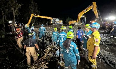 ทีมกู้ภัยลุยค้นหา 9 ชีวิตเหยื่อเครื่องบินตก พบชิ้นเนื้อแหลกเหลวจำนวนมาก