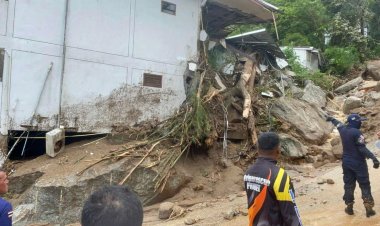 ฝนตกหนัก ดินสไลด์เทือกเขาทับบ้านเรือนที่ภูเก็ต ดับแล้ว  7 ศพ